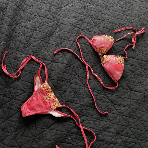 Bikini competition suit - Picture 1 of 2